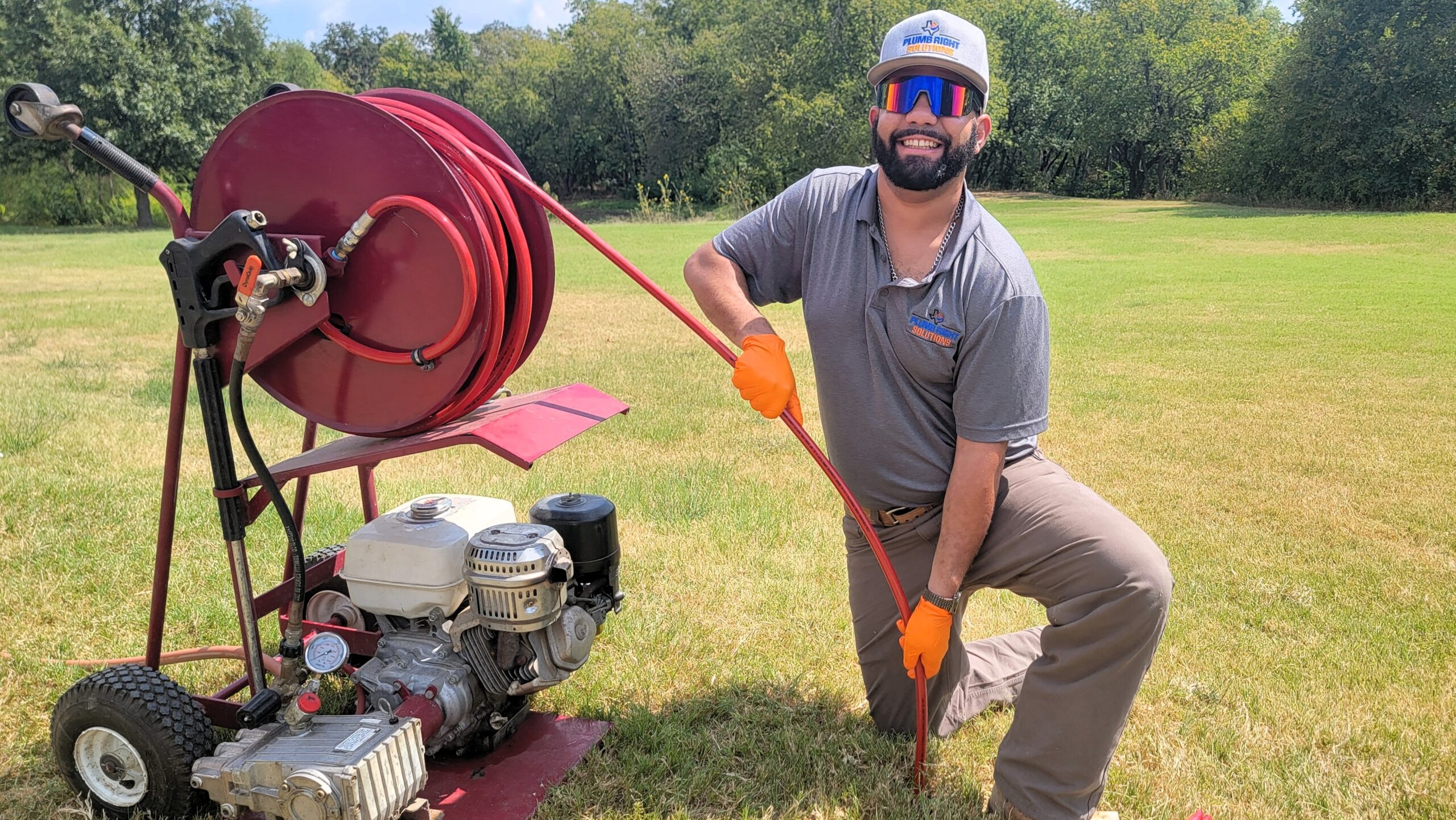 Hydrojetting to clean a sewer line